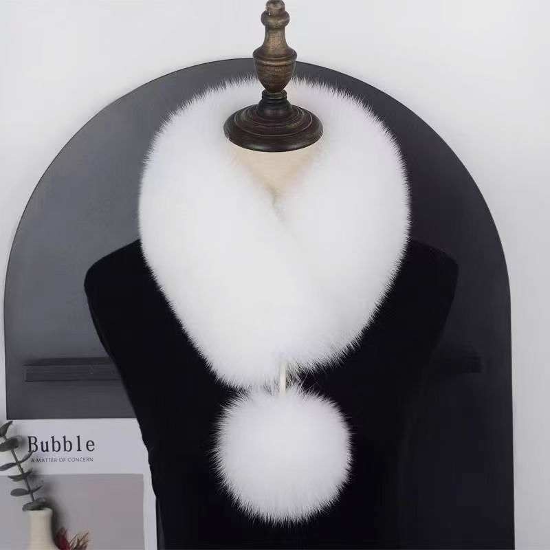 Magnetisk halsvärmare i fuskpäls