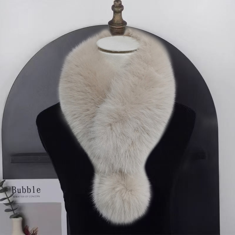 Magnetisk halsvärmare i fuskpäls