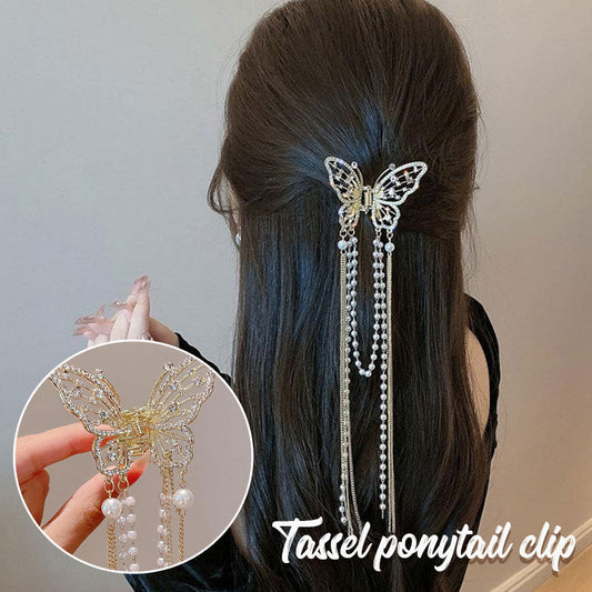 🦋✨ Glittrande Fjärilshårklämma med Tofs & Pärlor