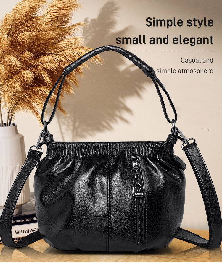 Mjuk läderväska med skrynklig design 👜✨