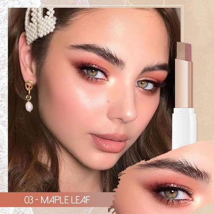 Glittrig ögonskuggsstift med toning