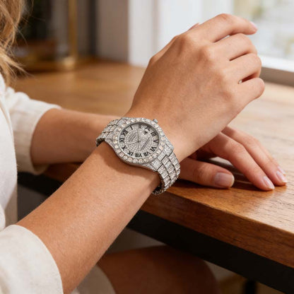 Damkvartsklocka med stålarmband i strass