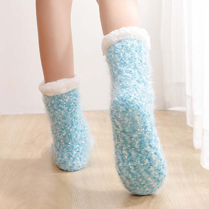 Fjäderlätta Mysstrumpor – Värme från tårna till hjärtat! ✨