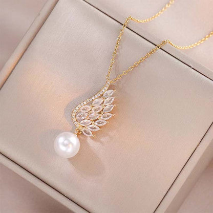 ✨ Pärlörhängen & Halsband med Vingdesign – Elegant Smyckesset för Kvinnor
