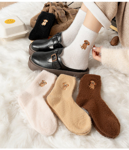 🧦Ultra-värme för kalla dagar🐮Fuzzy höglands-ko-strumpor