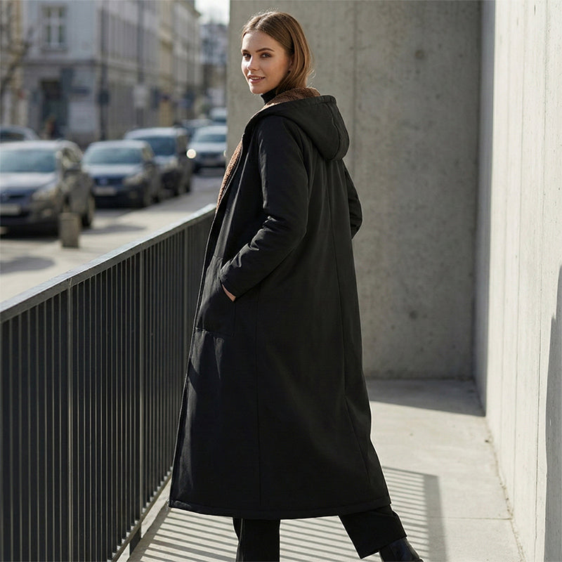 Gott nytt år! 🎊⏰ Lång damparkas i vintage-modell med mysigt foder och huva.